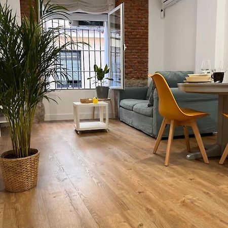 Apartamento Atocha/Reina Sofia Madrid Bagian luar foto