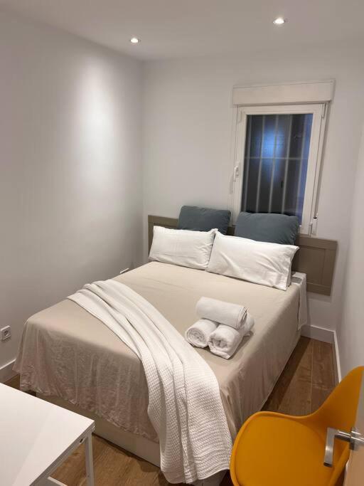 Apartamento Atocha/Reina Sofia Madrid Bagian luar foto