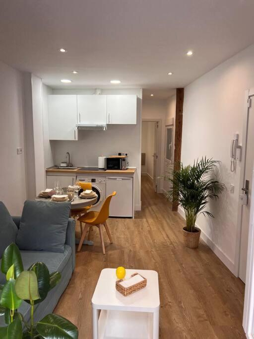 Apartamento Atocha/Reina Sofia Madrid Bagian luar foto