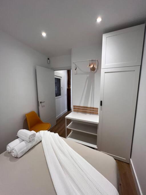 Apartamento Atocha/Reina Sofia Madrid Bagian luar foto